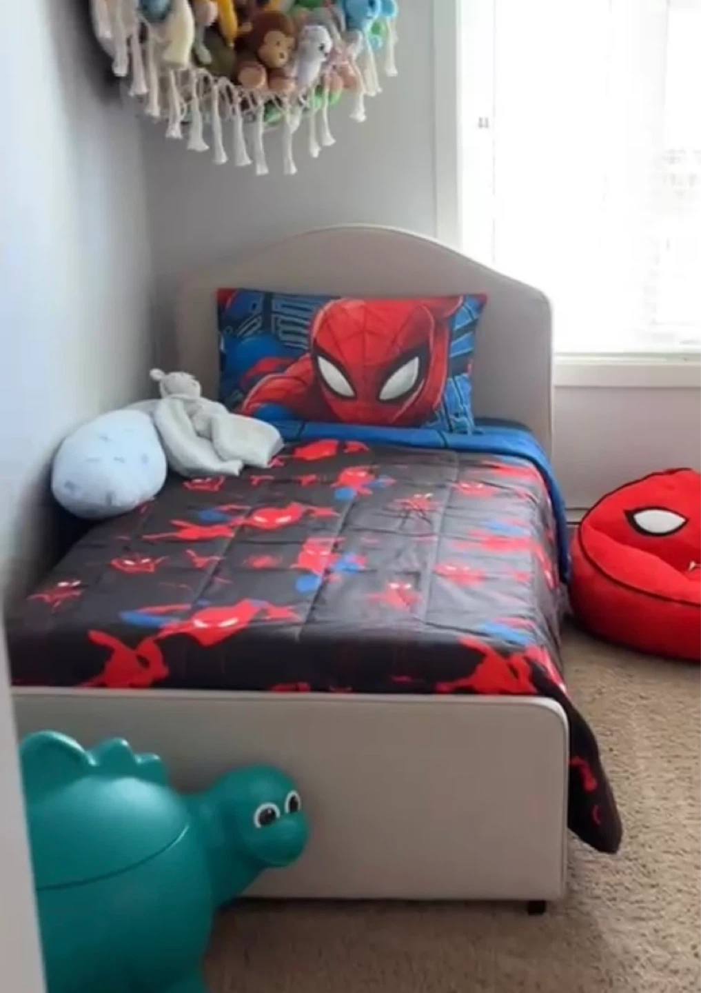 Twin bed + mattress + Spider-Man bed set - photo 3
