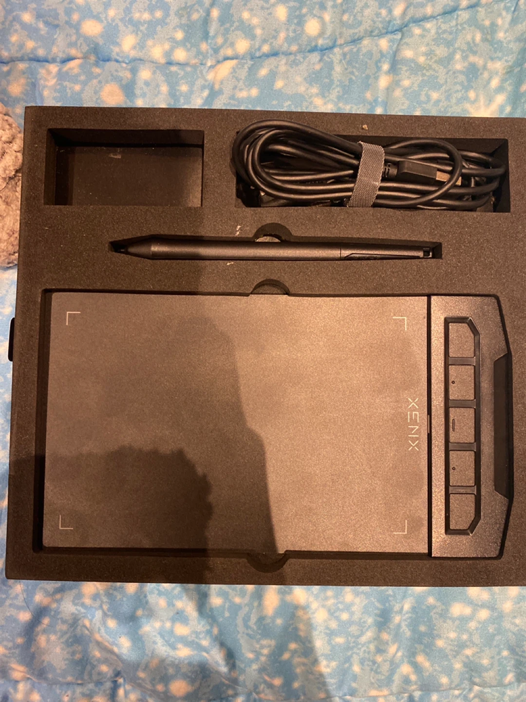 XENX X1-640 graphic drawing tablet
