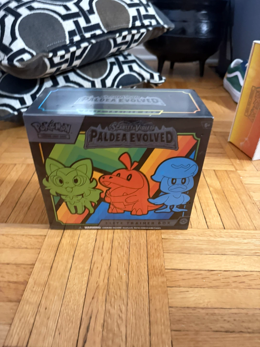 Pokémon Scarlet & Violet Paldea Evolved Elite Trainer Box