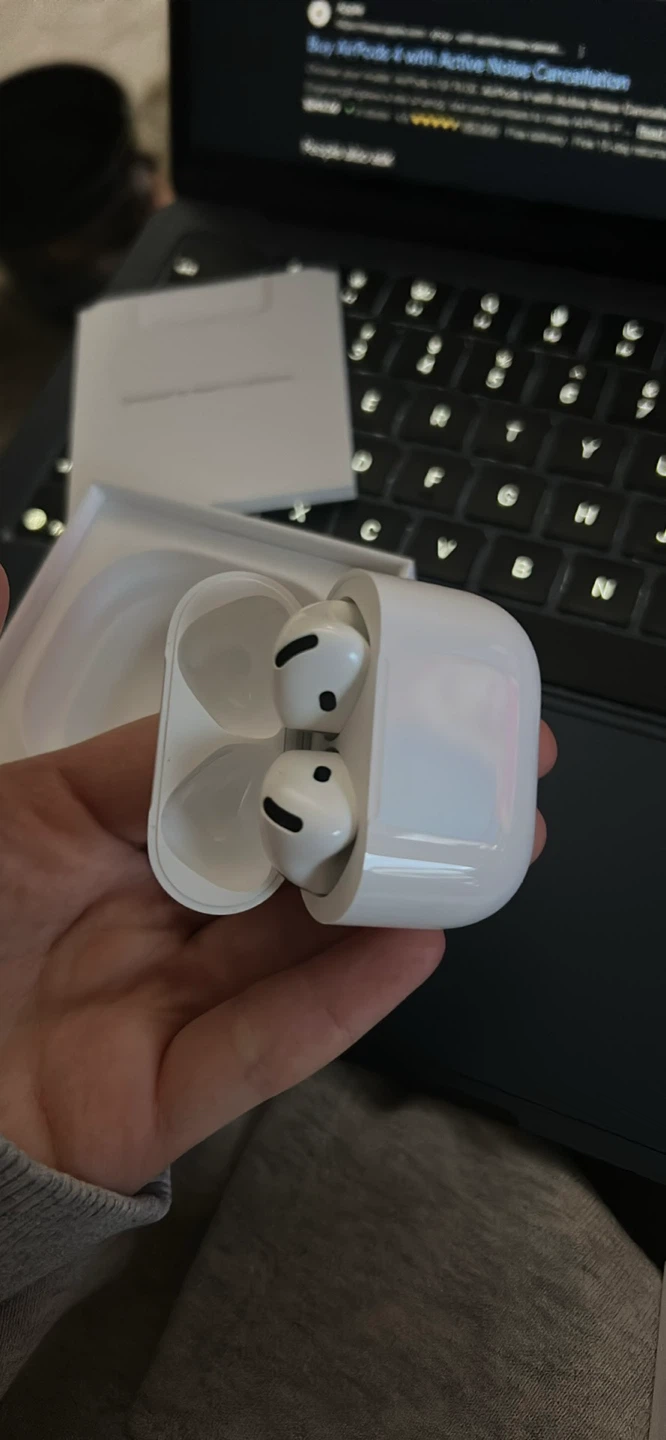 Apple AirPods Pro (2nd Generation) - photo 4