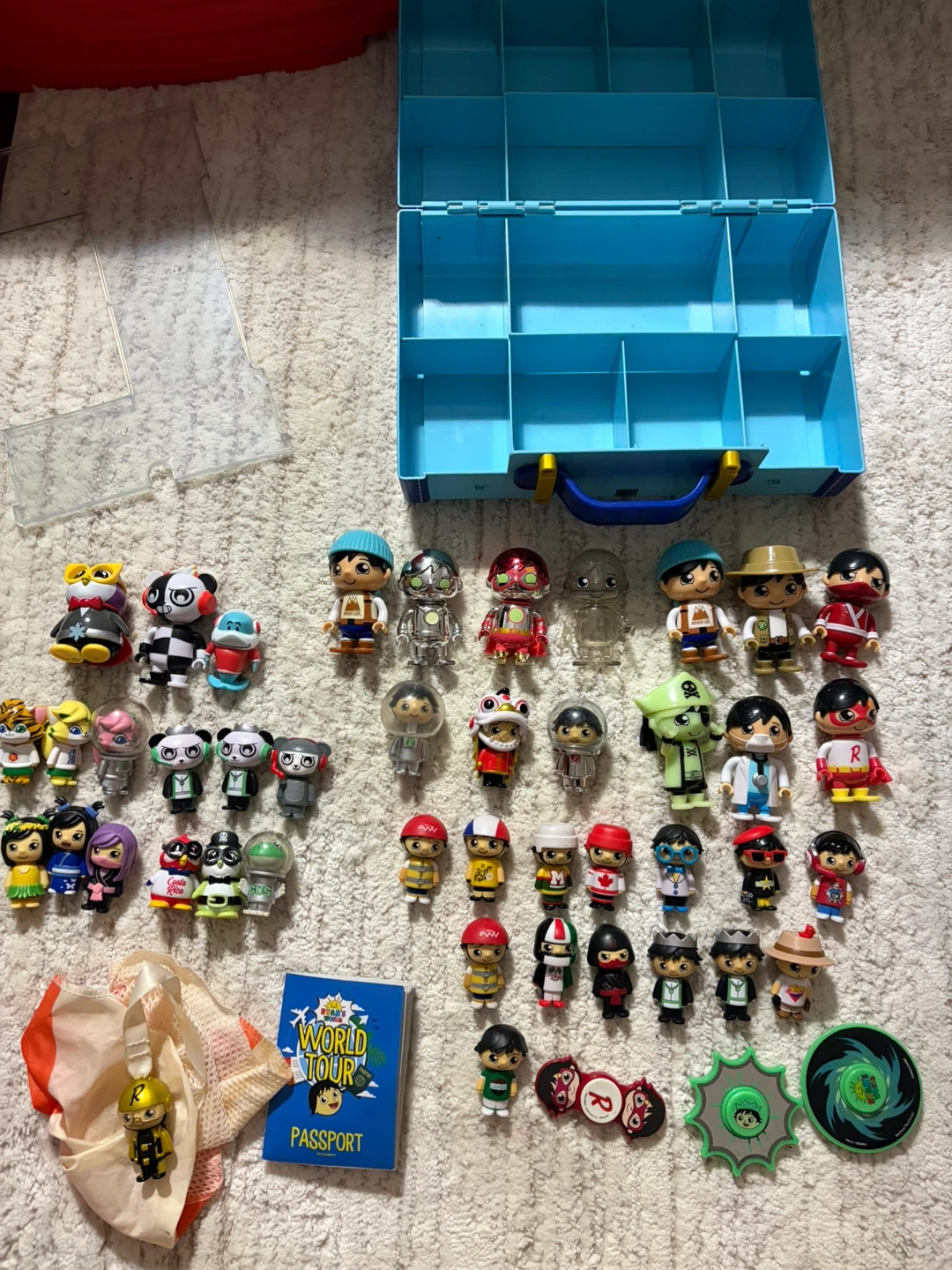 Ryan's World World Tour Collectible Playset Case with Figures