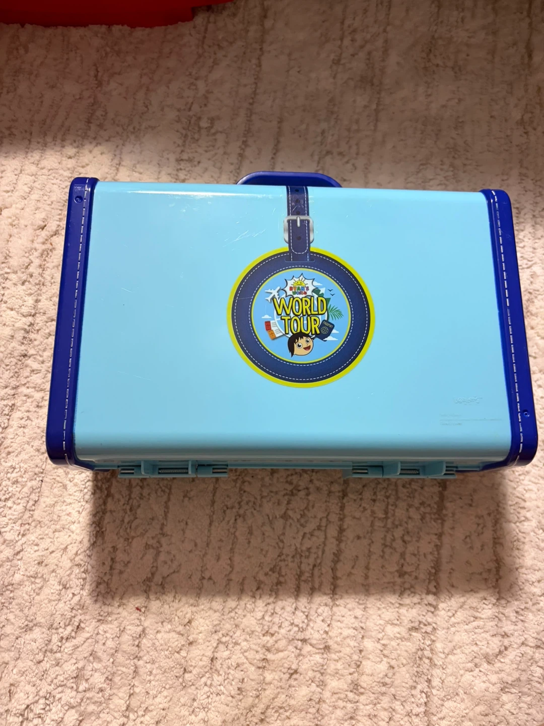 Ryan's World World Tour Collectible Playset Case with Figures - photo 2