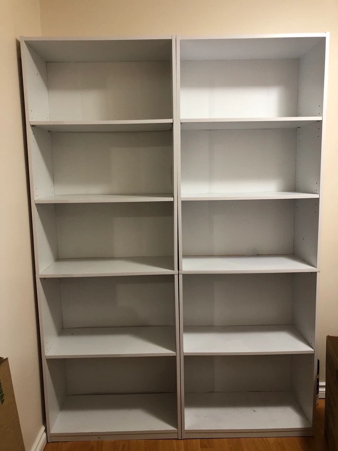 White Bookshelf Unit - 10 Shelves