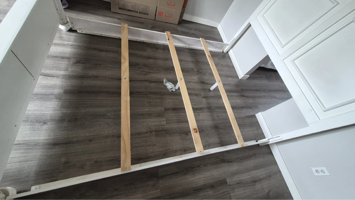 White Headboard and Bed Frame - photo 3