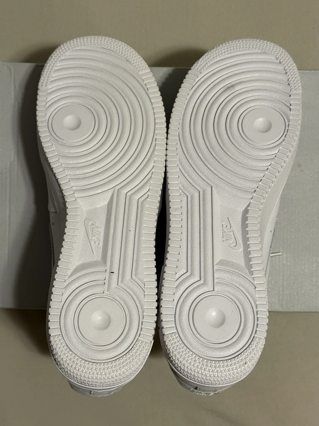 Nike Air Force 1 Low Triple White - photo 2
