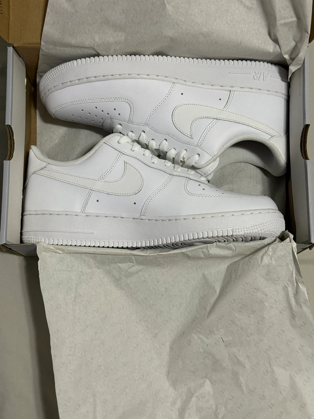 Nike Air Force 1 Low Triple White