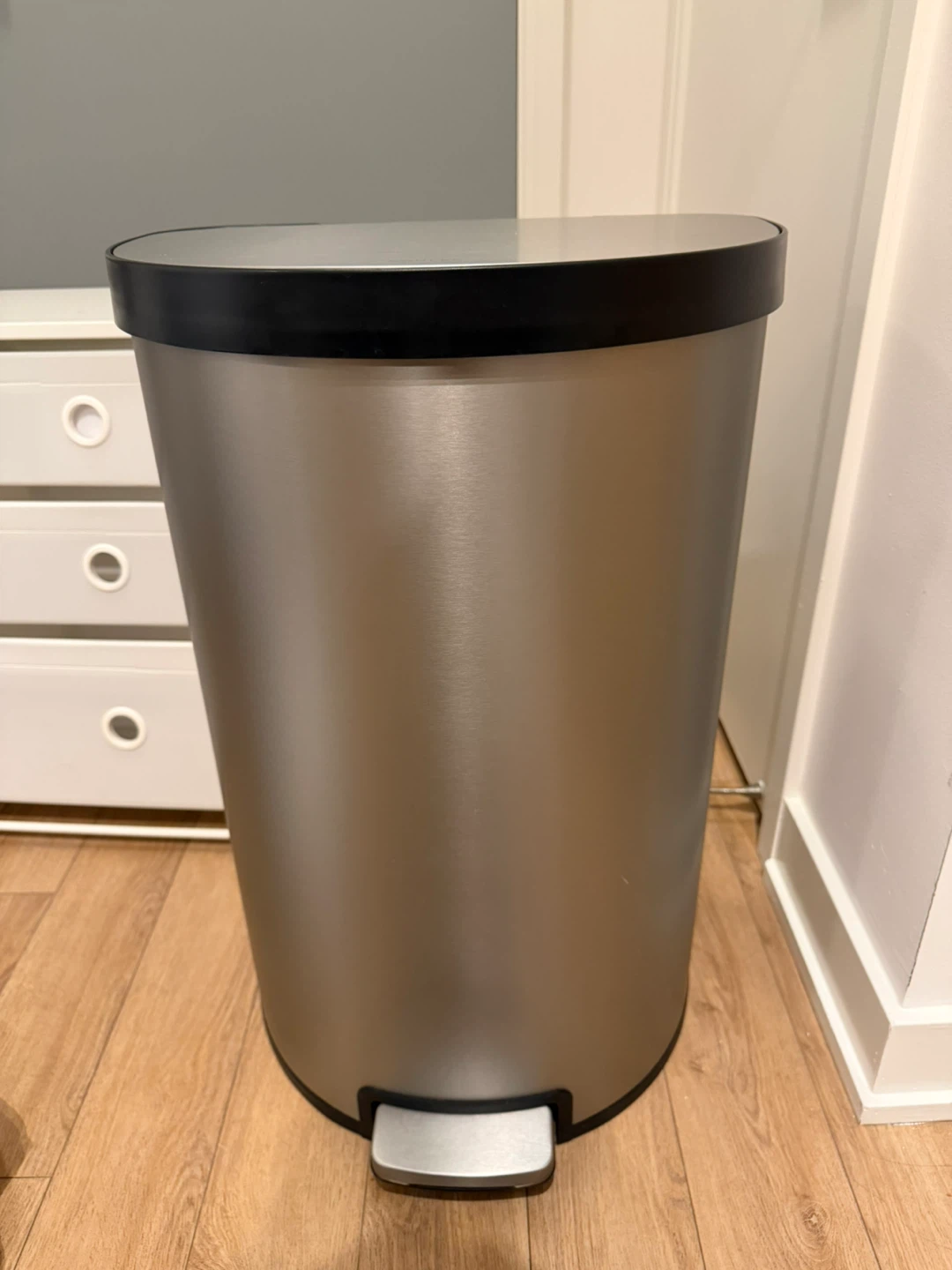 Kohler soft close trashcan