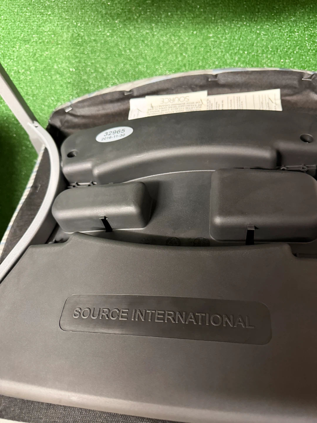 4 Source International professional Accent Chairs $45 each - photo 5