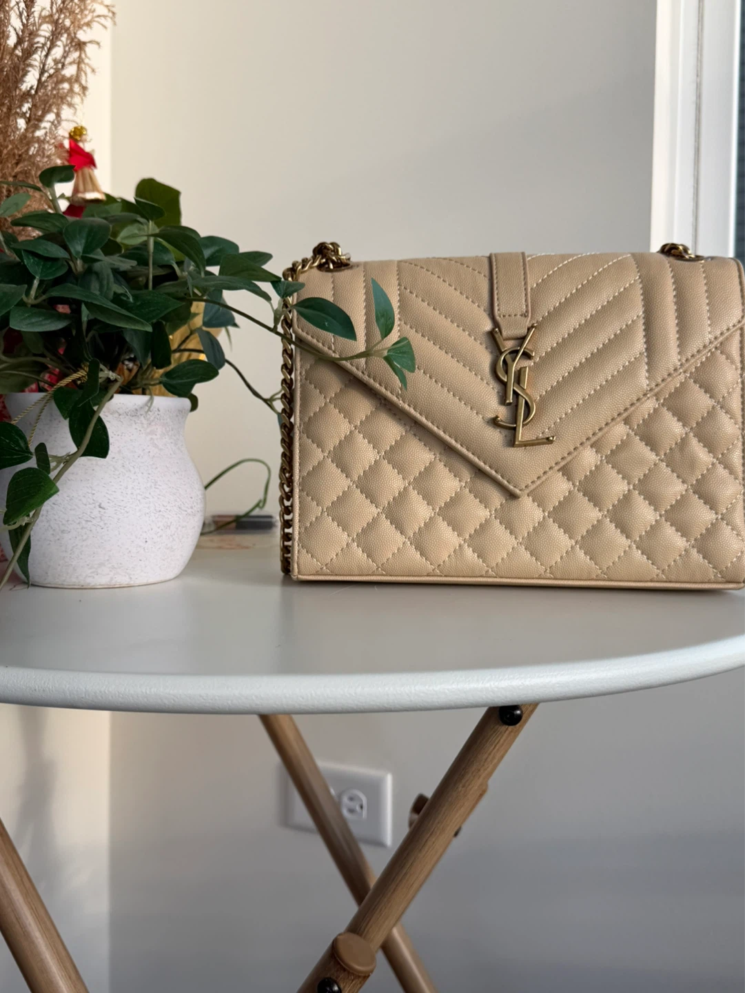 Women’s Matelassé Envelope Bag - photo 4