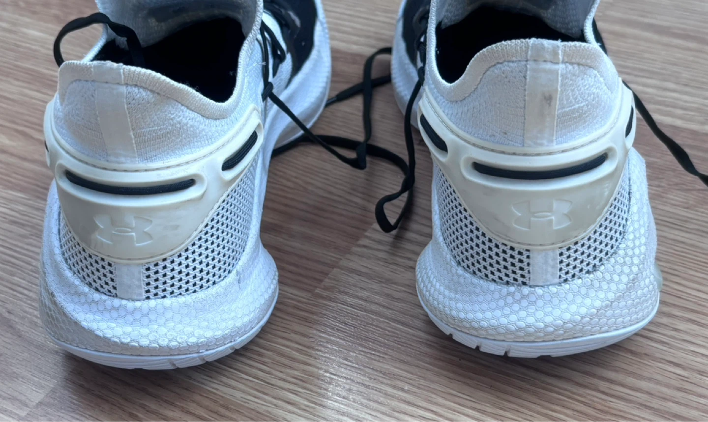Under Armour Curry 6 Shoes (men’s 10.5) - photo 4