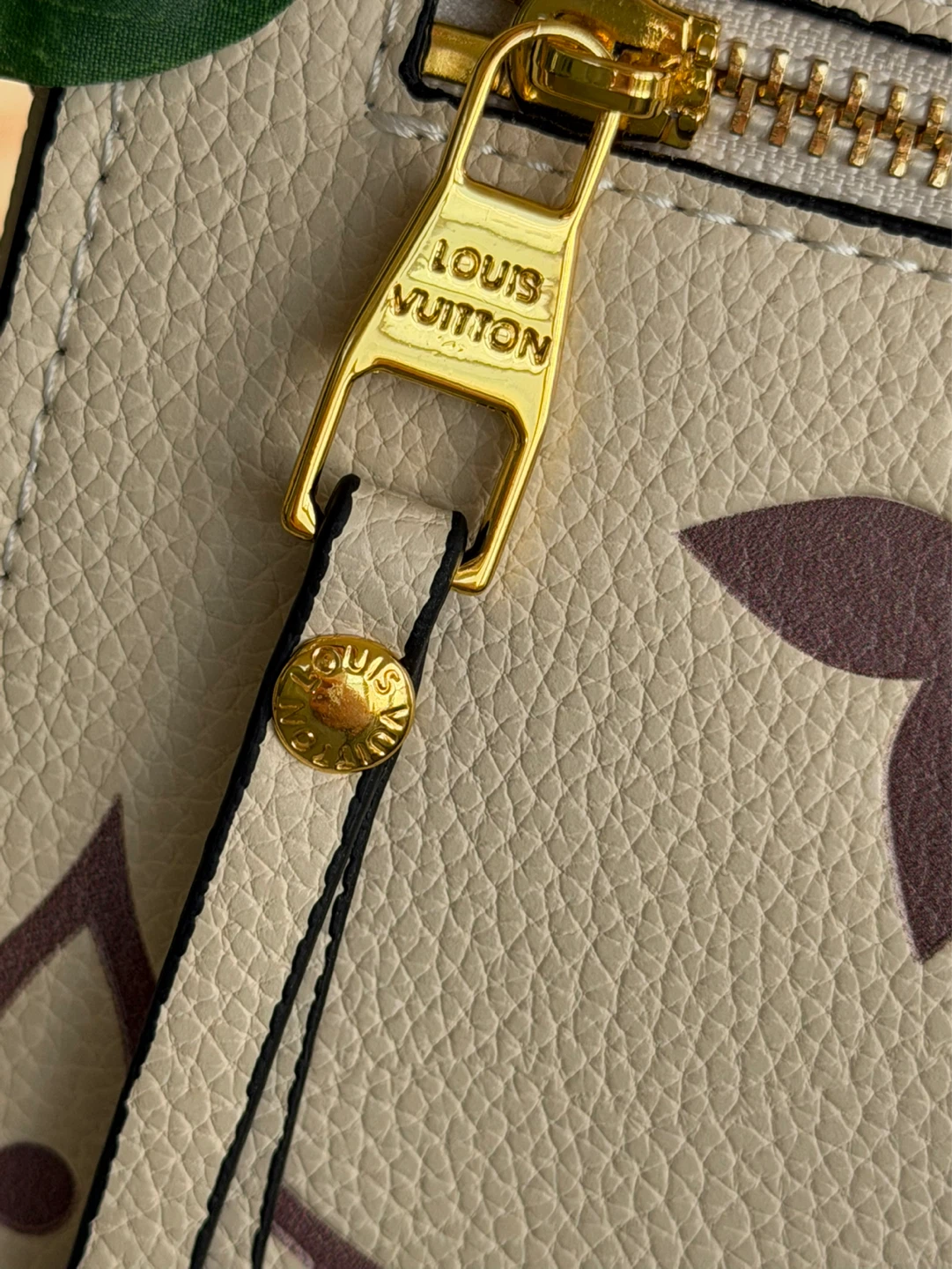 Women’s Monogrammed Shoulder Bag - photo 4