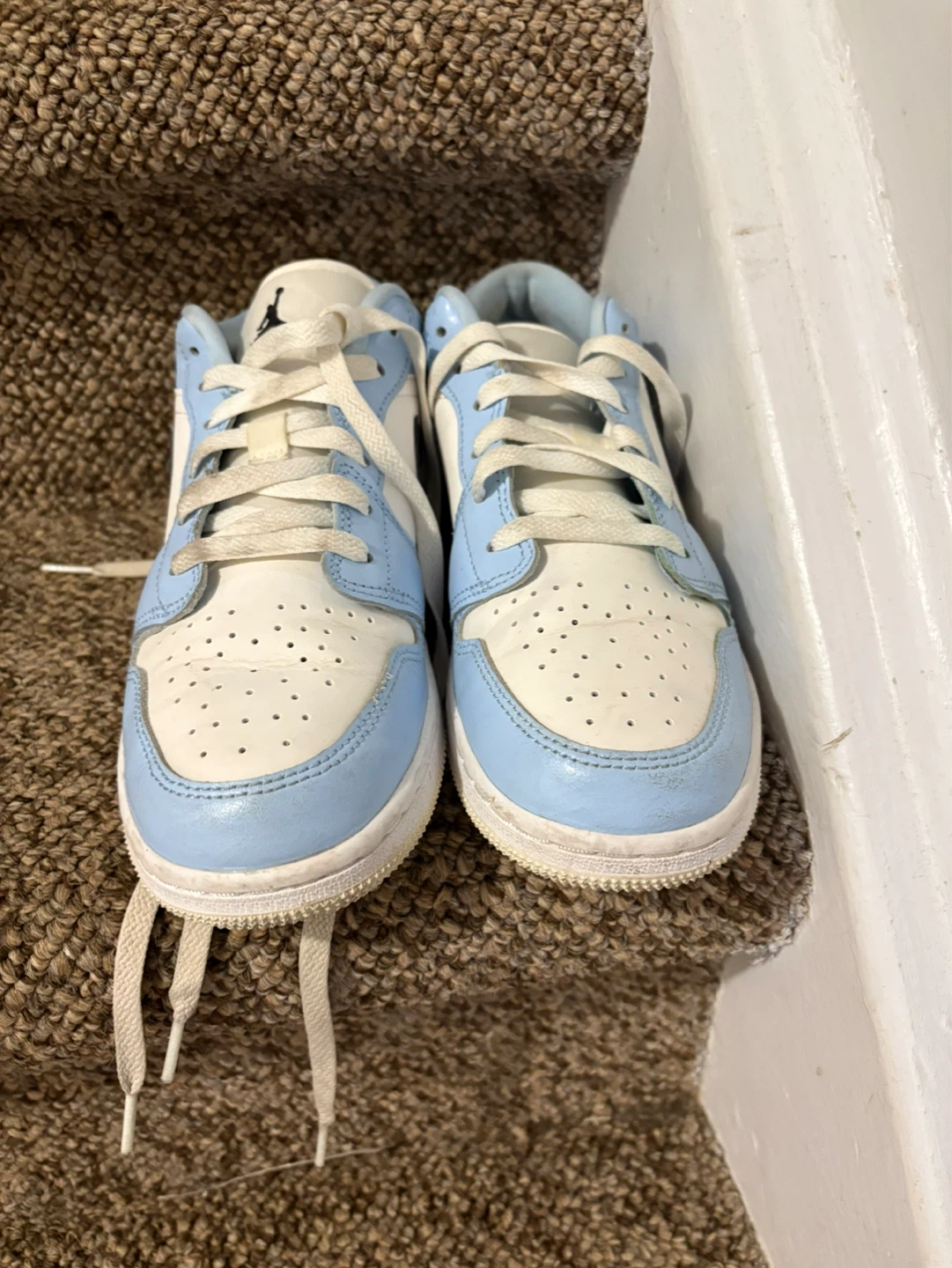 Air Jordan 1 Low Youth Size 5.5Y - photo 2
