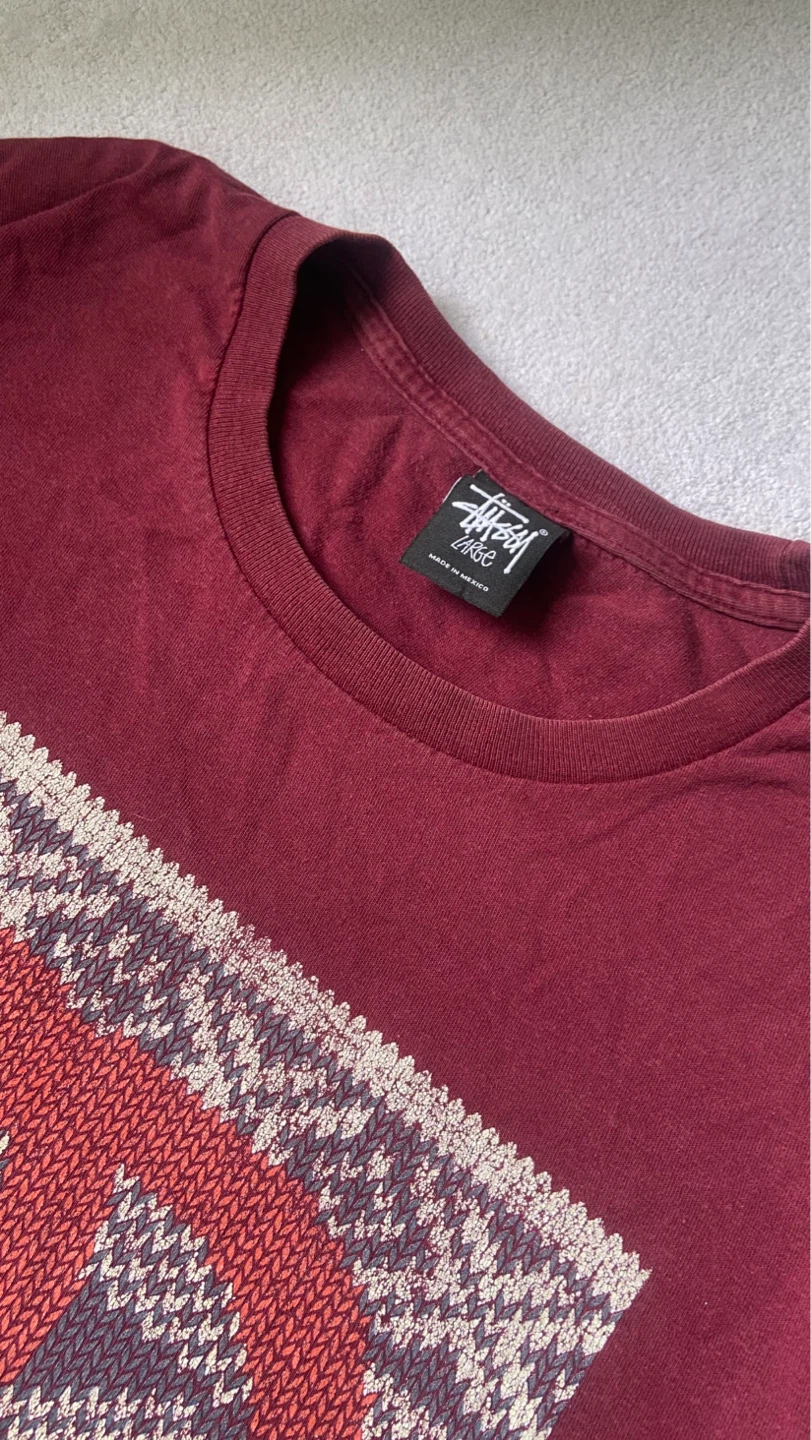 Stüssy T-Shirt Burgundy with Graphic Print - photo 3
