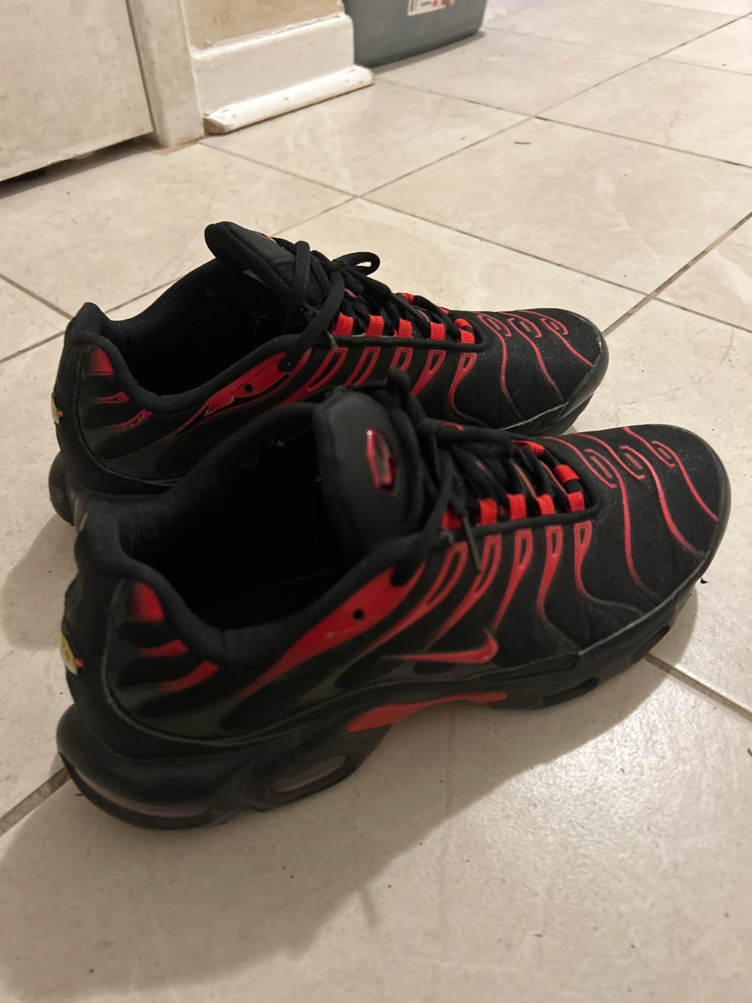 Nike Air Max Plus TN CU4864-071 Black Red Size 12 - photo 4