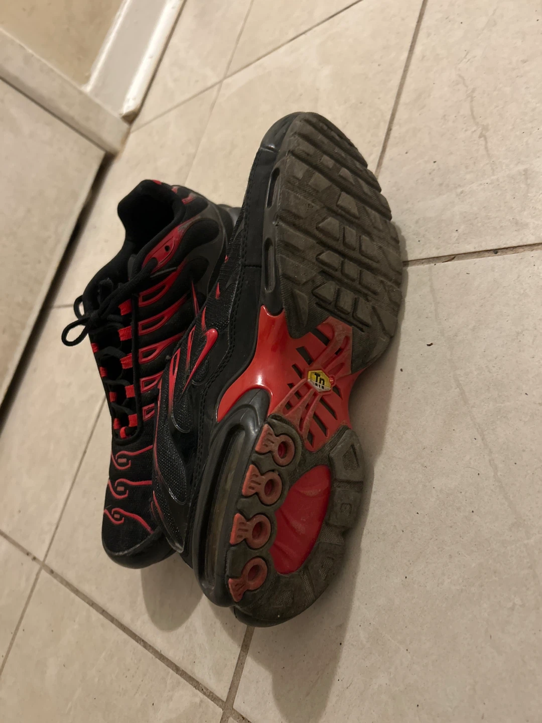 Nike Air Max Plus TN CU4864-071 Black Red Size 12 - photo 2