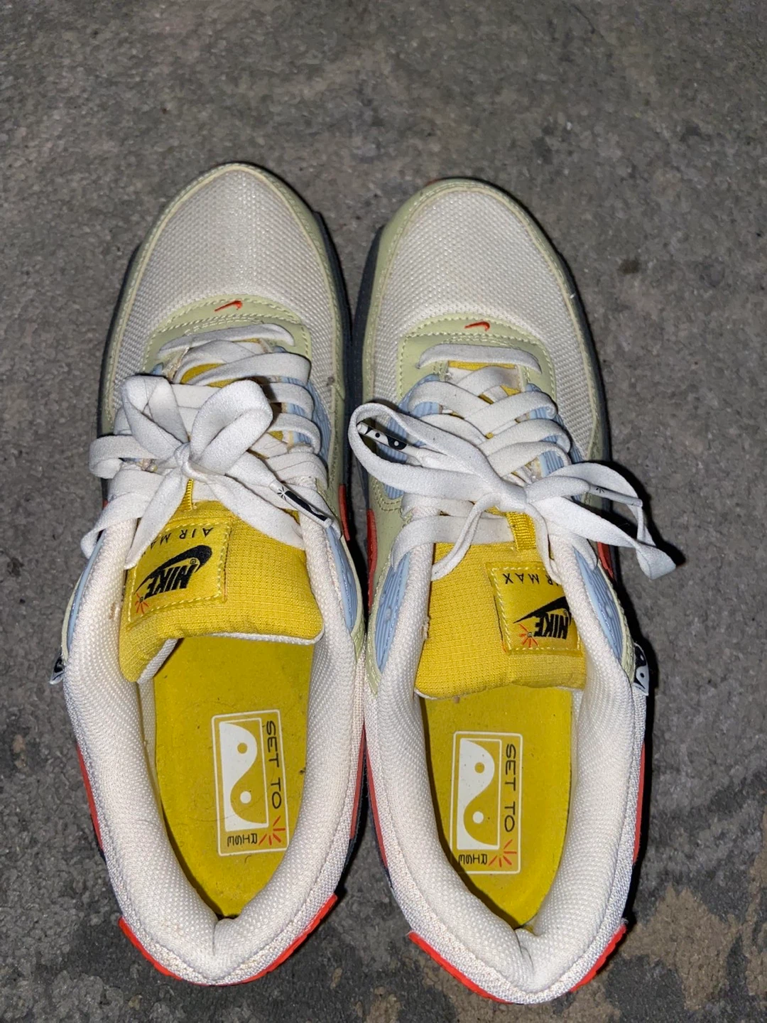 Nike Air Max Shoes - photo 2