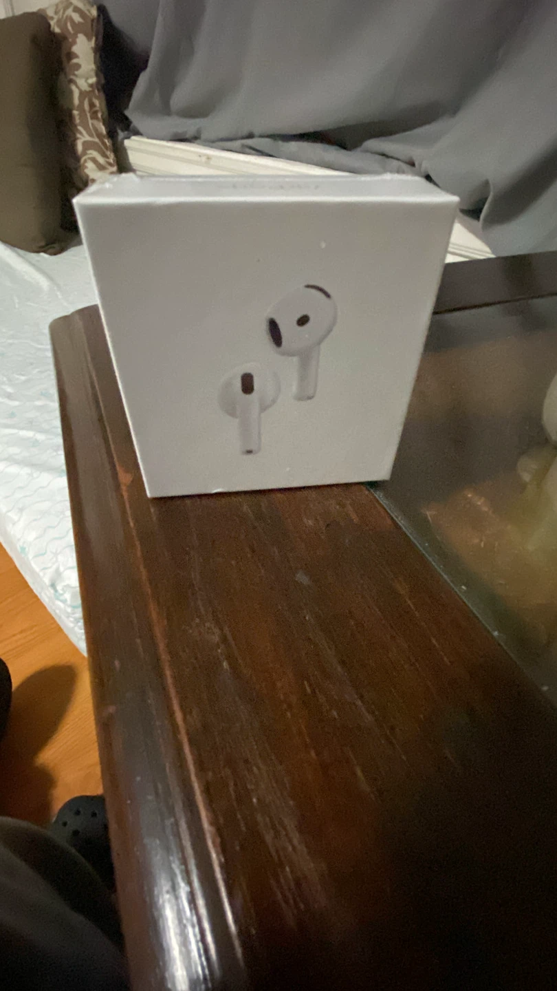 Apple AirPods Pro (2nd Gen) - Active Noise Cancellation
