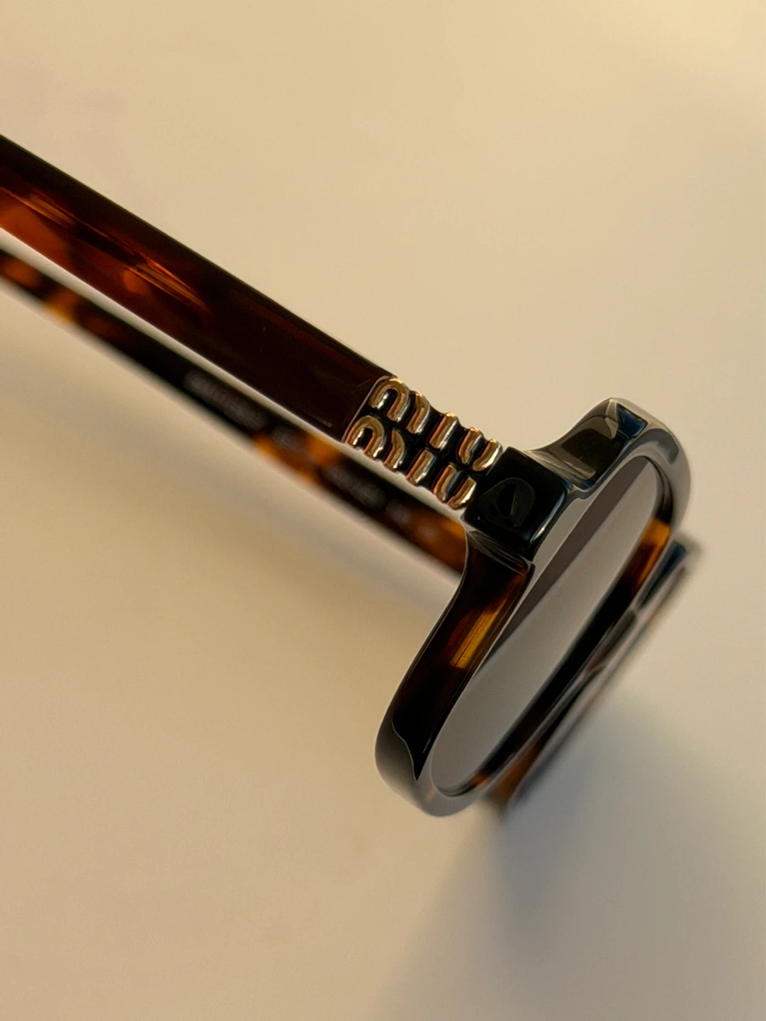 Women’s Tortoiseshell Sunglasses - photo 2