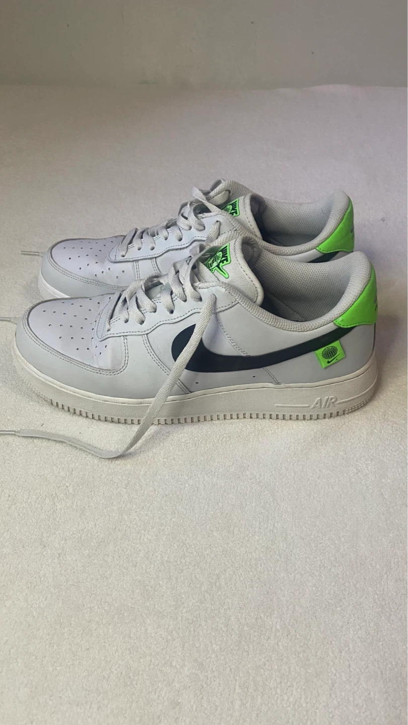 Nike Air Force 1 Low - White/Black/Green