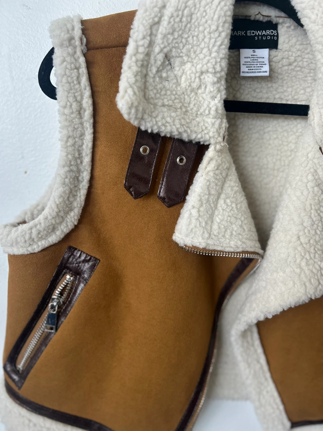 Mark Edwards Studio Sherpa Lined Vest - Size S - photo 2