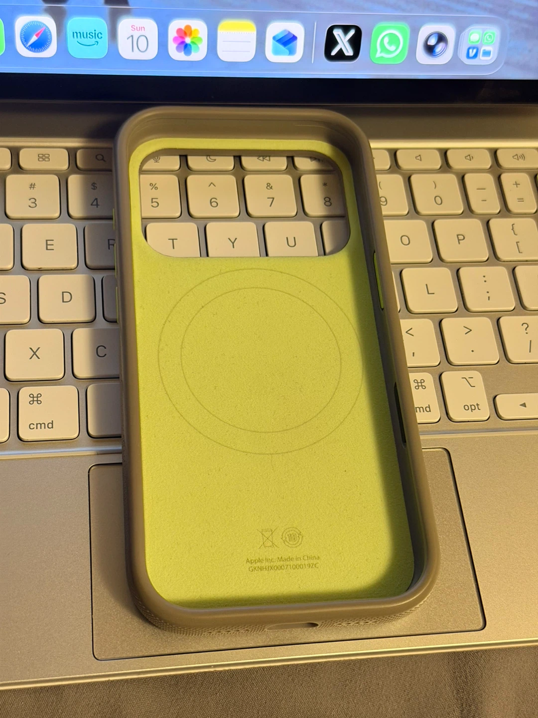 Beats iPhone 17 Pro Case - Grey MagSafe - photo 3