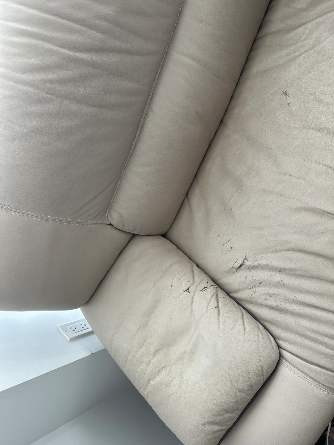 Used Beige Leather Sofa - photo 4
