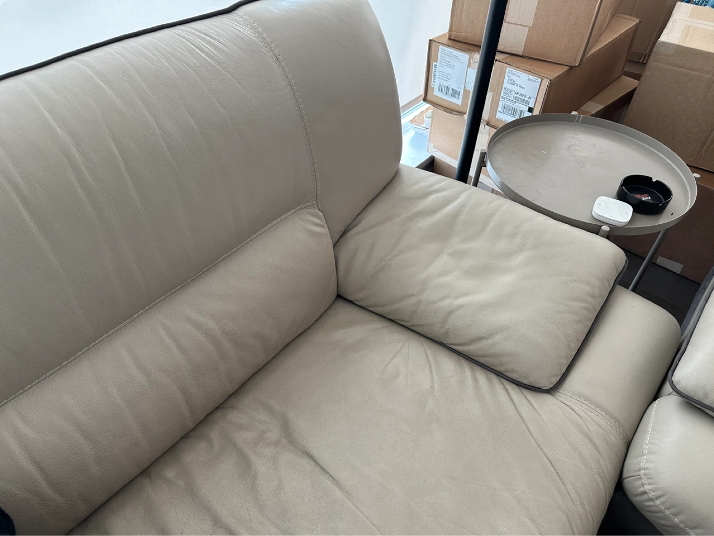 Used Beige Leather Sofa - photo 5