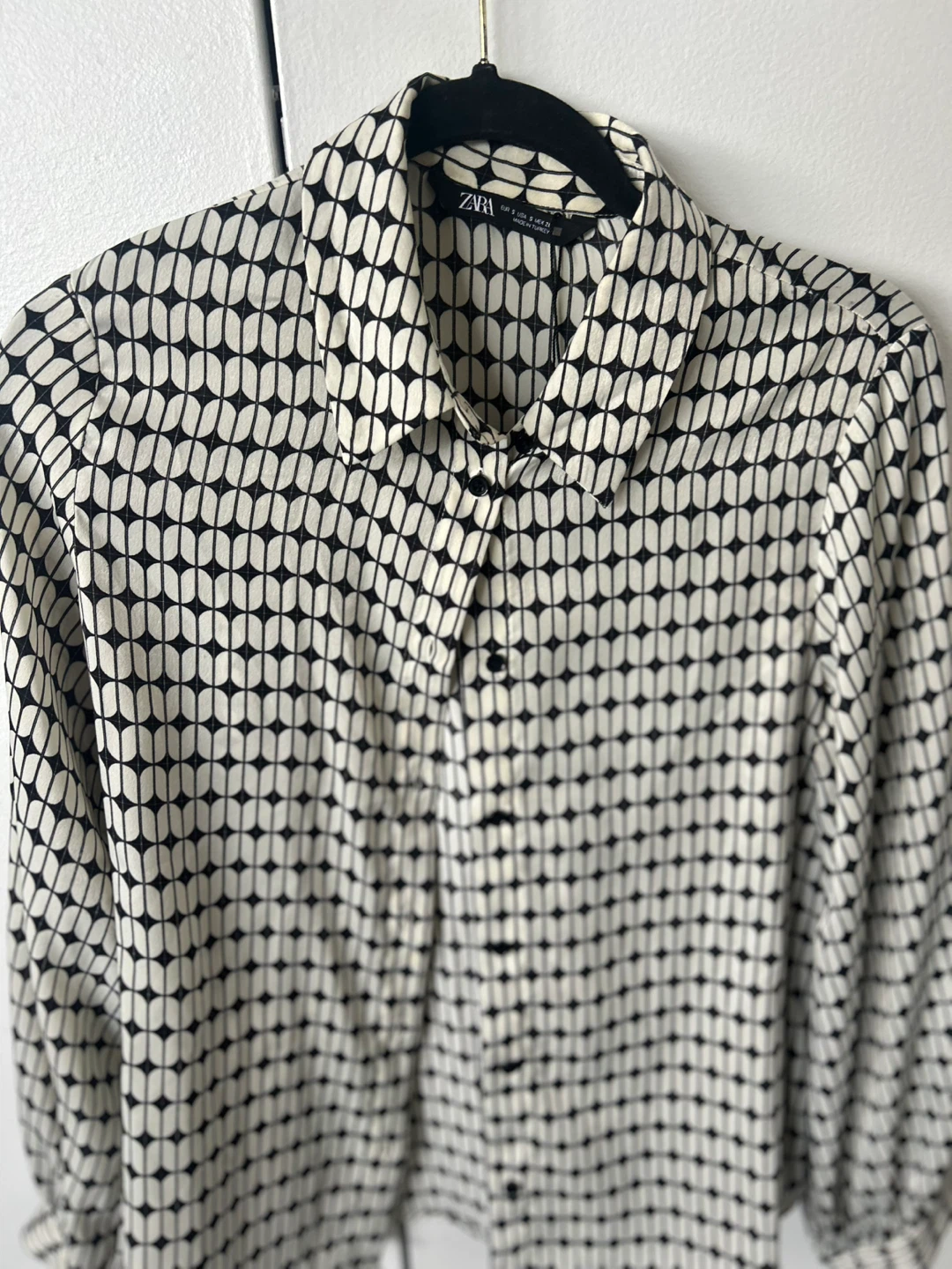 ZARA Black & White Geometric Print Button-Up Shirt