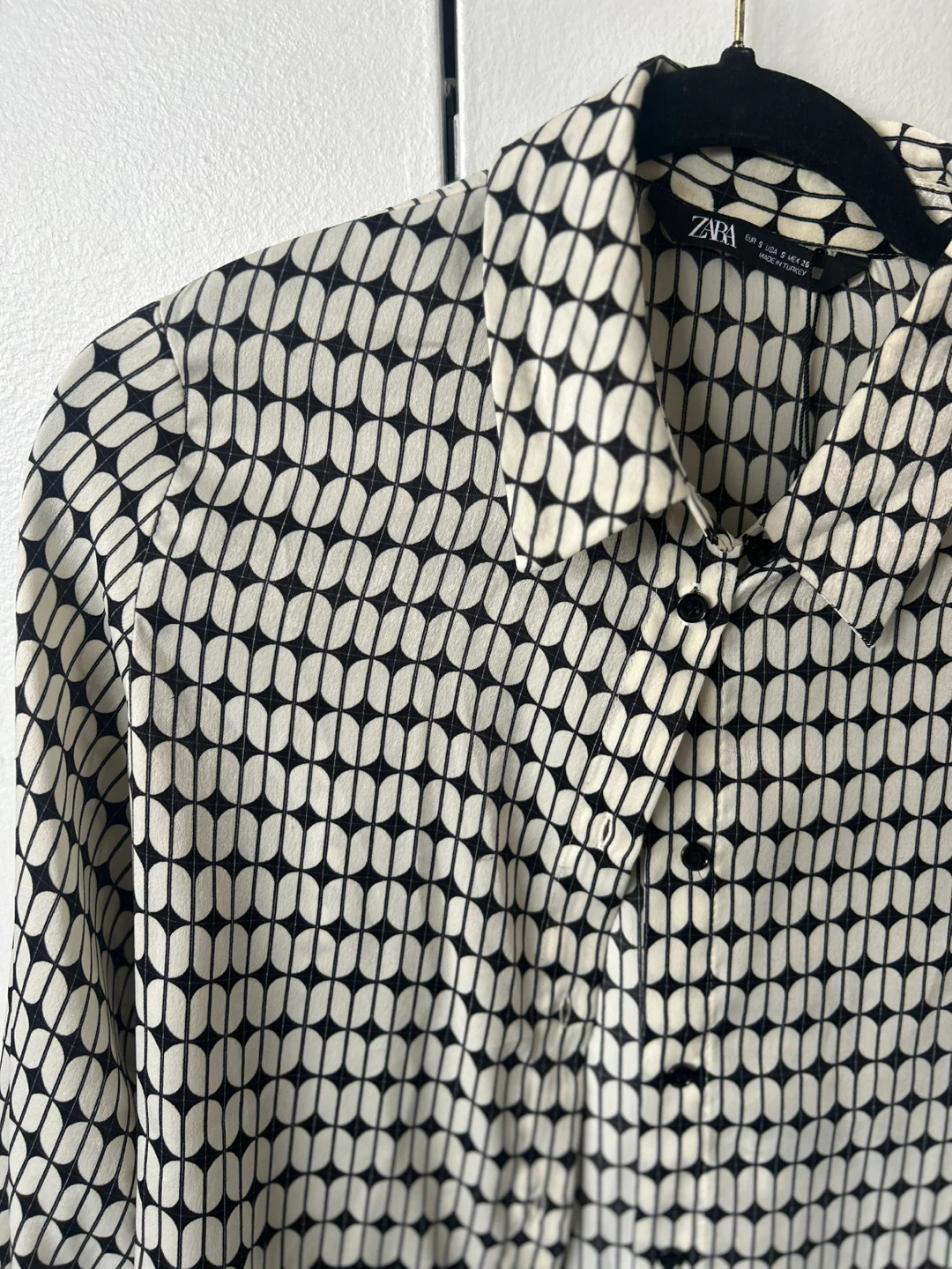 ZARA Black & White Geometric Print Button-Up Shirt - photo 2