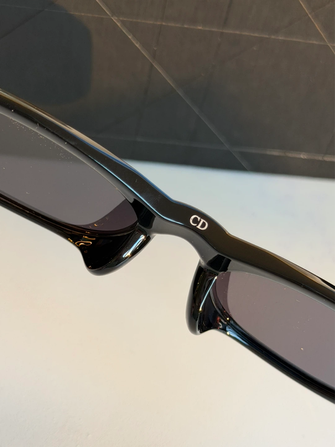 Black Cat-Eye Sunglasses - photo 2
