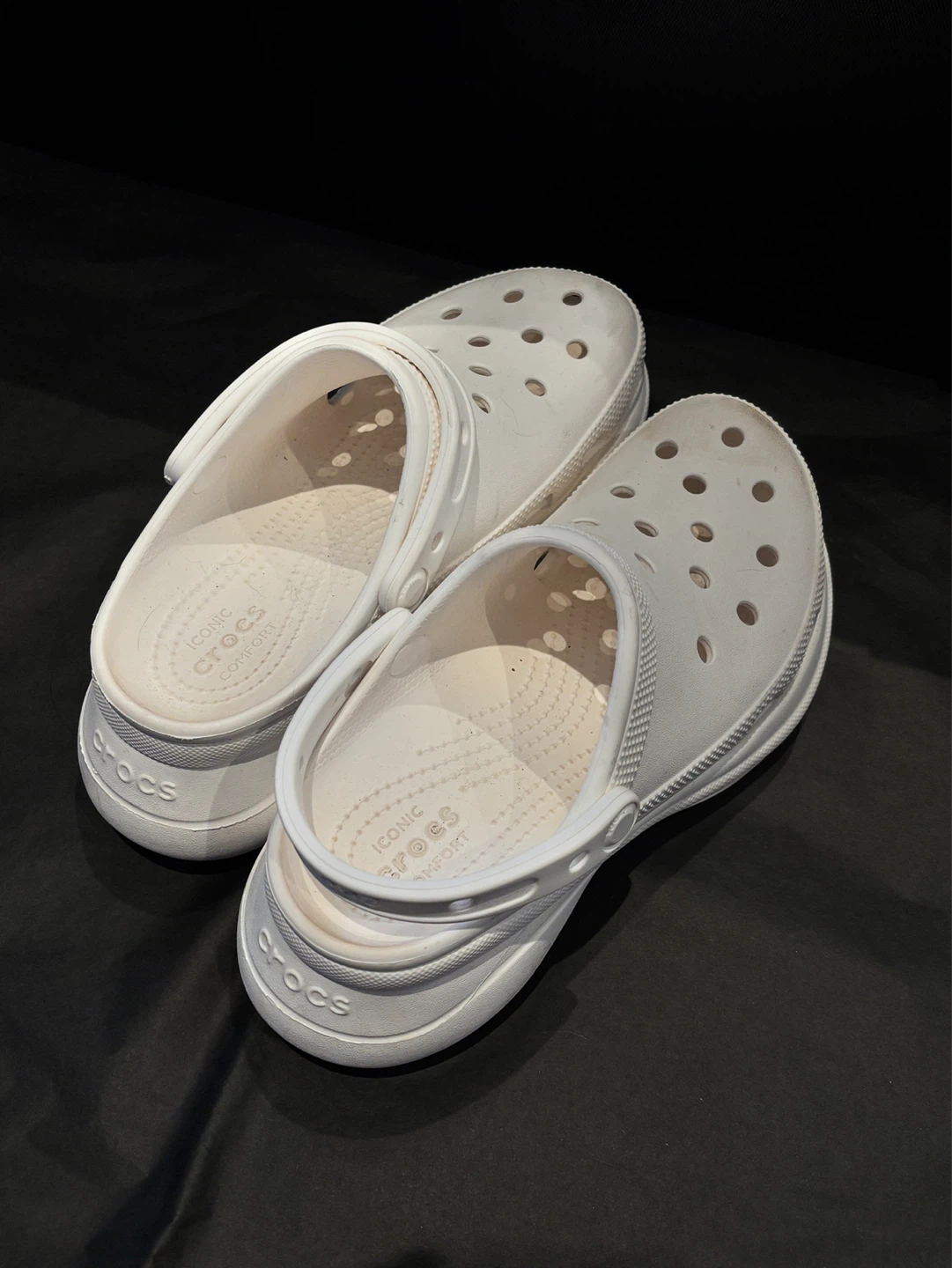 US6 Crocs Comfort Clogs - photo 2