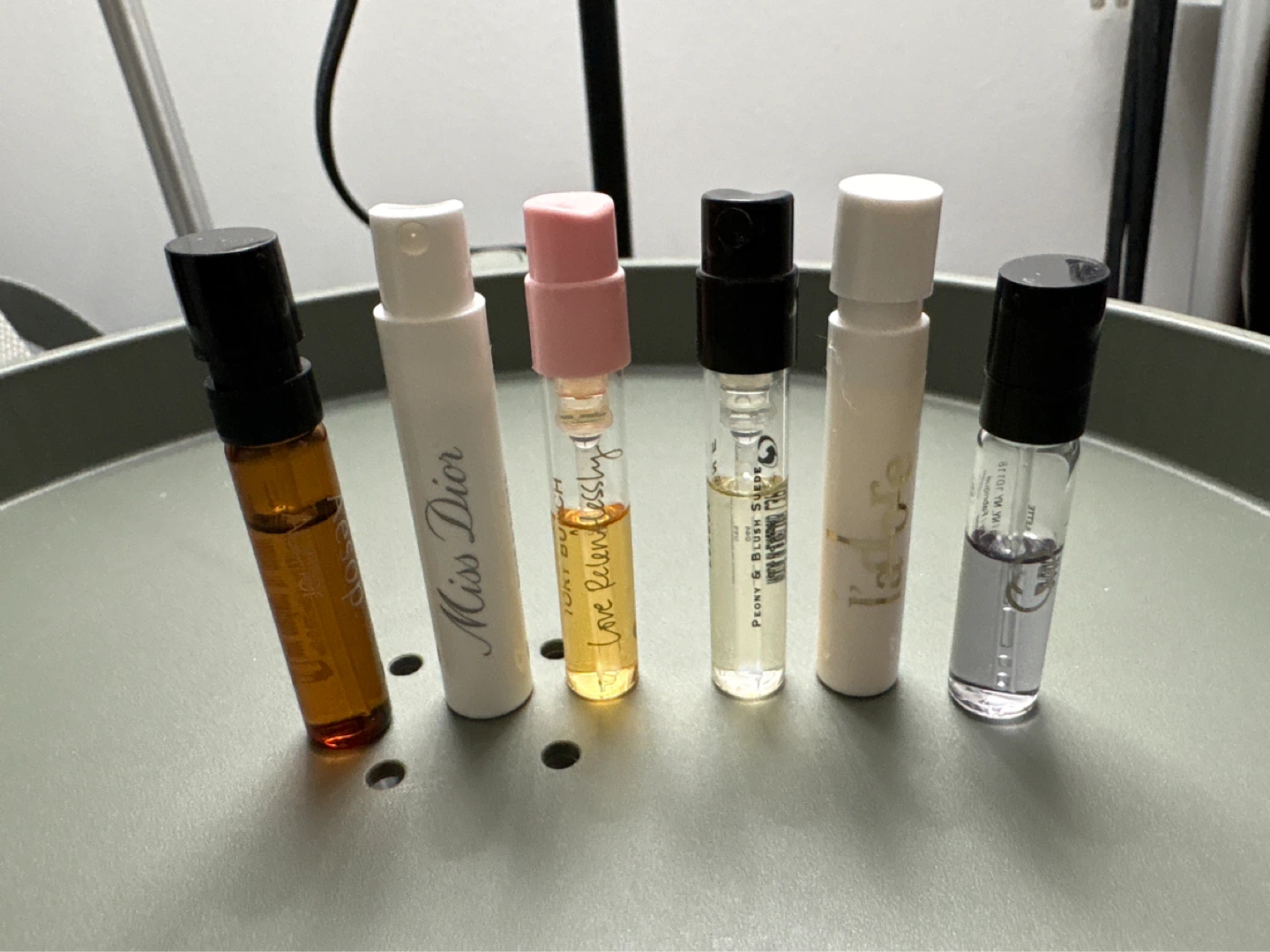 Assorted Designer Perfume Samples - photo 2