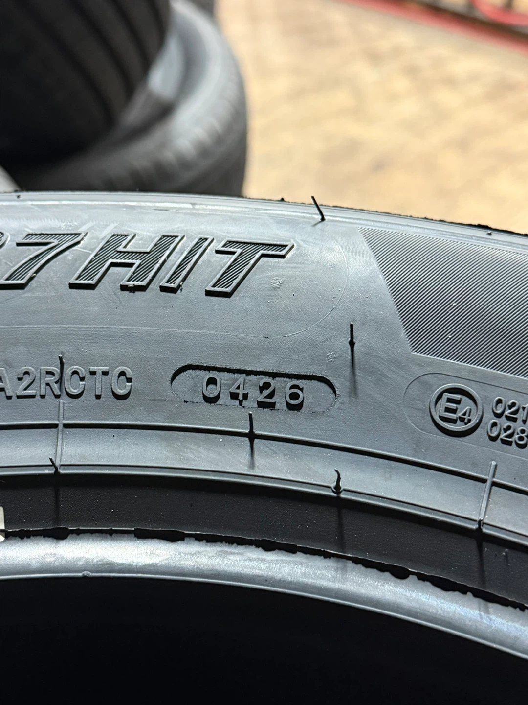 225/65R17 BRANDNEW TIRE - photo 3