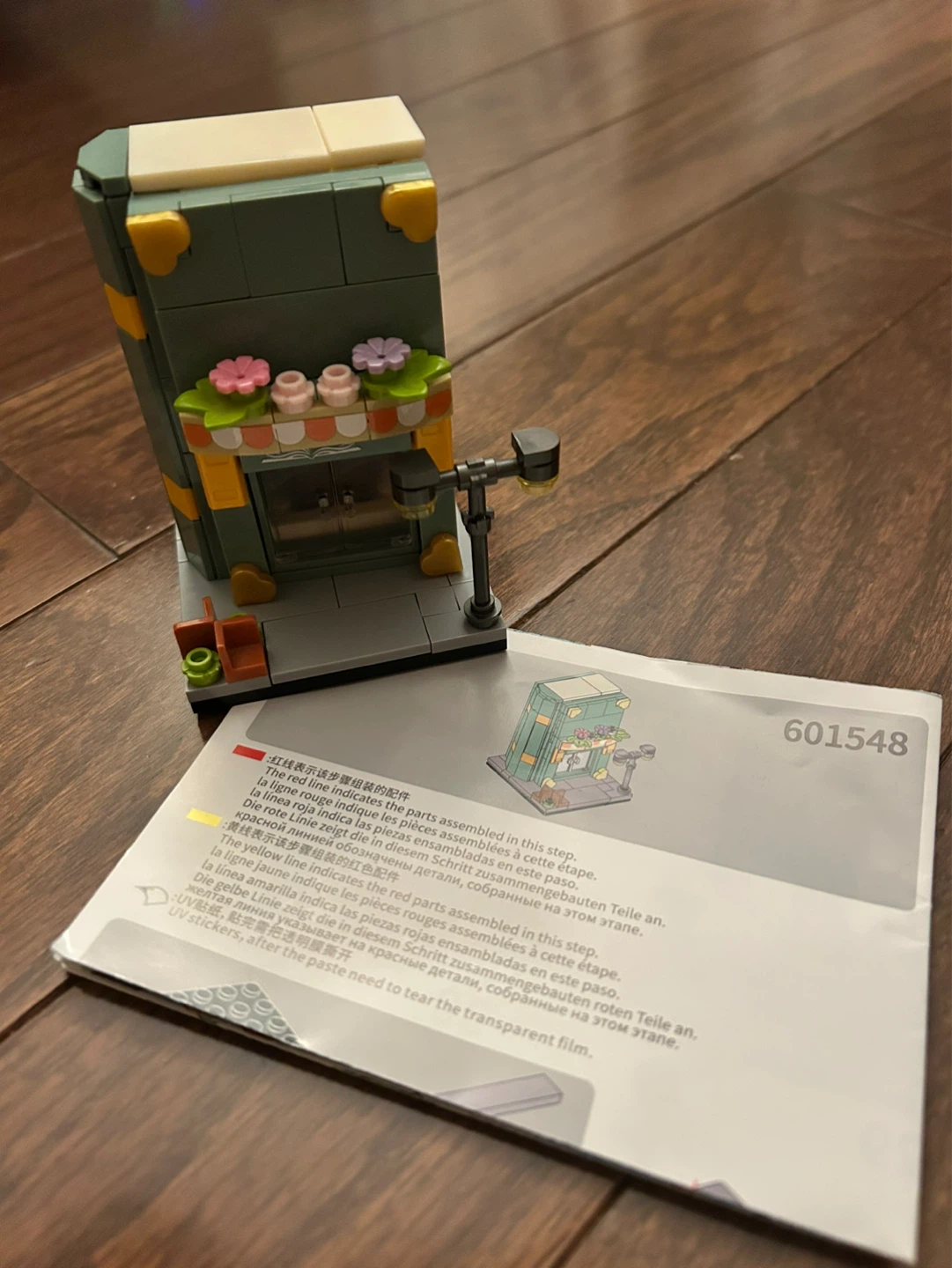 Lego Builds: Alley Bookstore