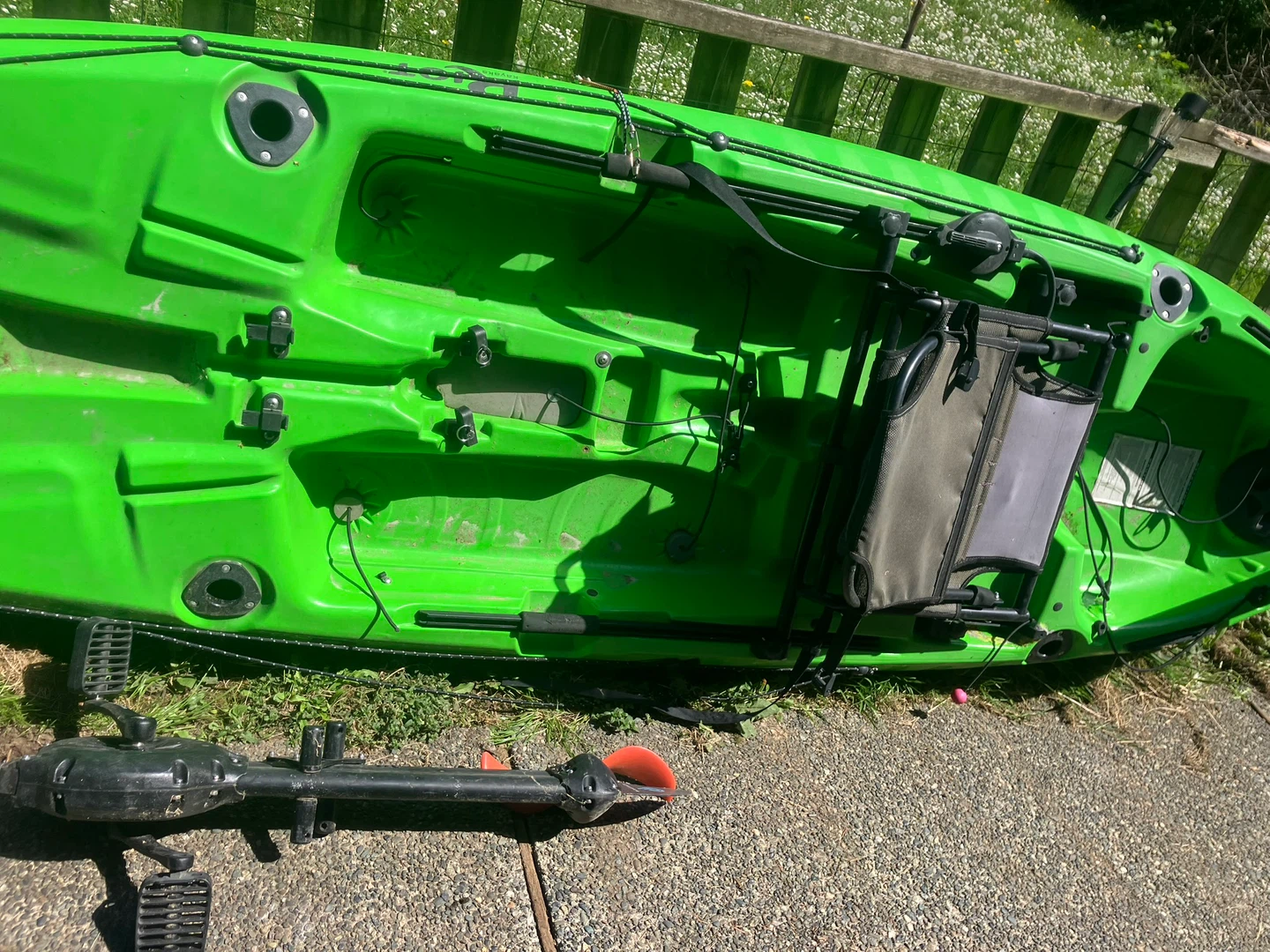Riot Kayaks Mako 10 Kayak with Trolling Motor and Wheels - photo 3
