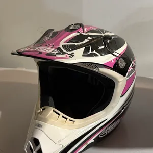 THH Helmet - Pink & Black Design