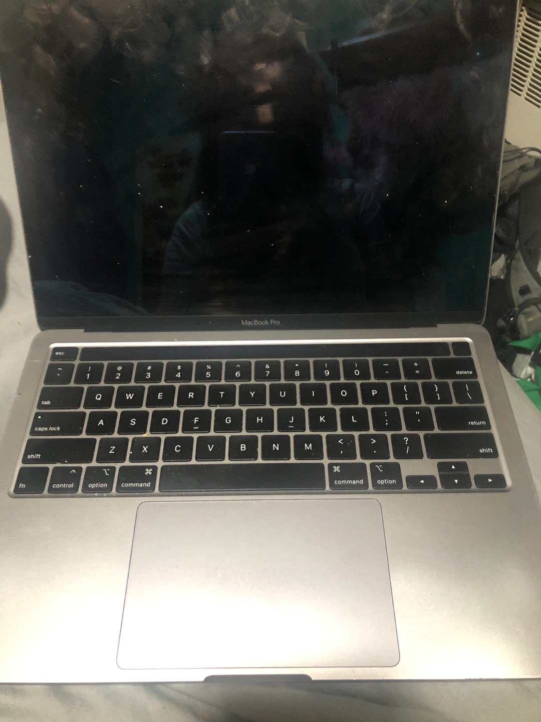 Unlocked Apple MacBook Pro 13-inch (2020)  i5, 8GB RAM - photo 2