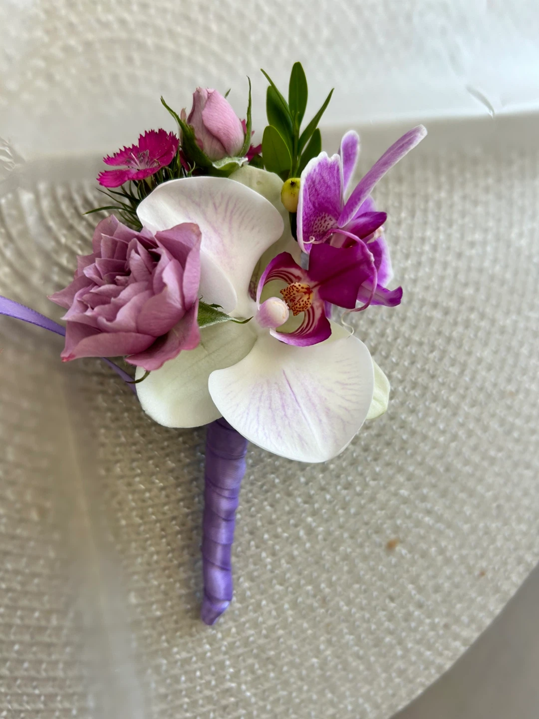 Floral Boutonniere & Wrist Corsage Set - photo 2