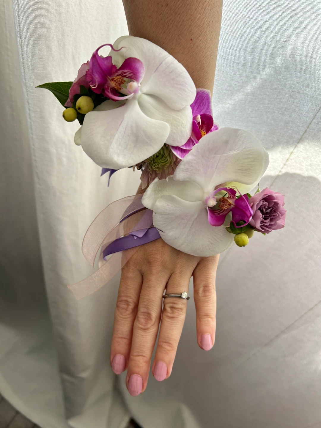 Floral Boutonniere & Wrist Corsage Set - photo 4