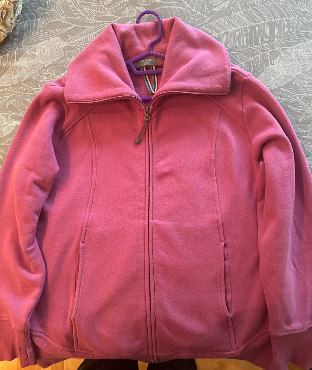 Tuff Athletics Pink Full Zip sweater. XXL/TTG