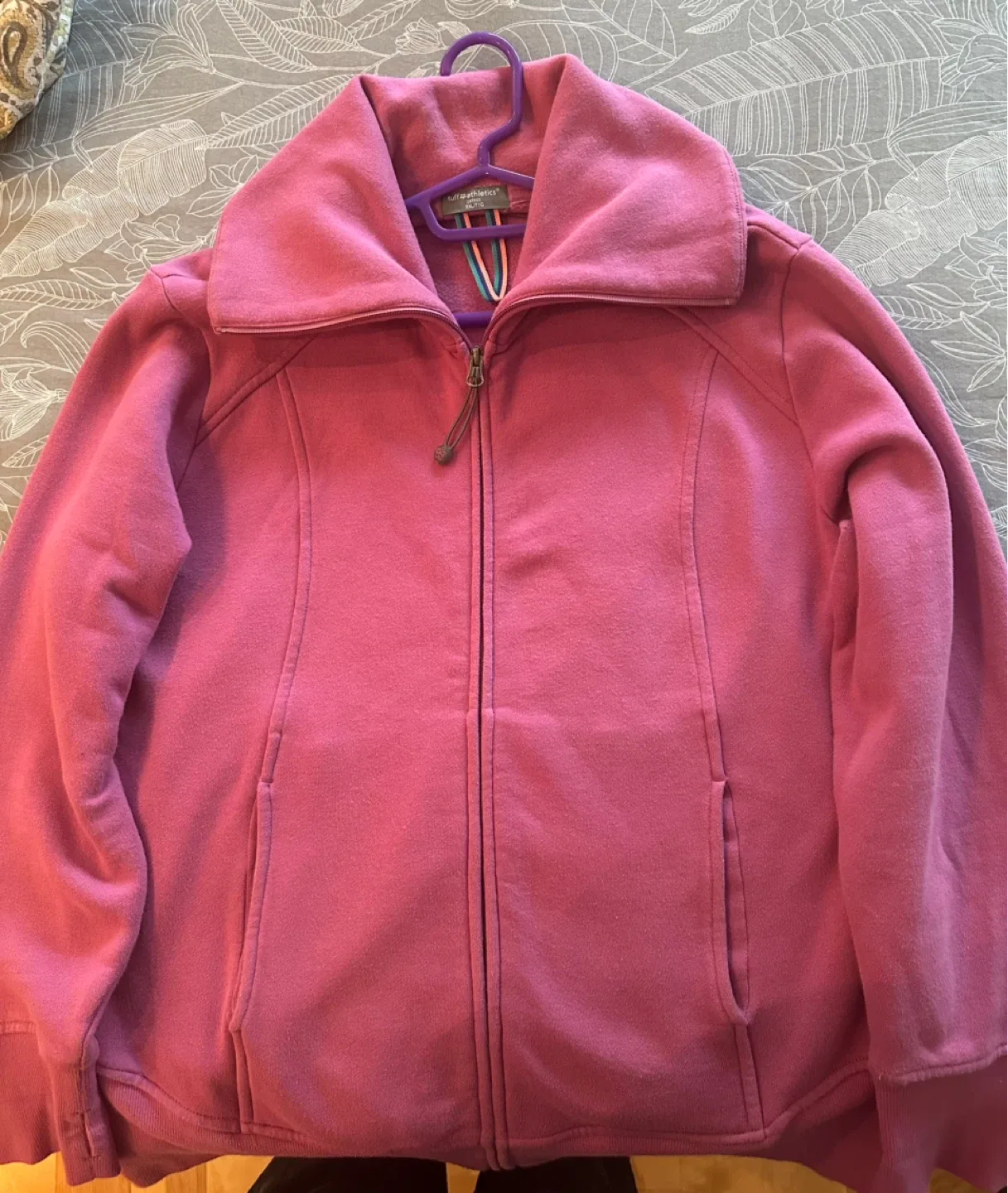 Tuff Athletics Pink Full Zip sweater. XXL/TTG