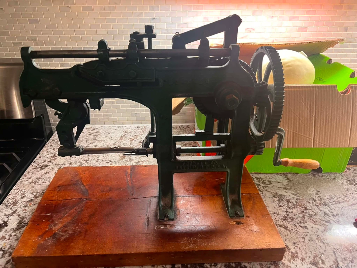 Vintage Apple peeler - photo 3