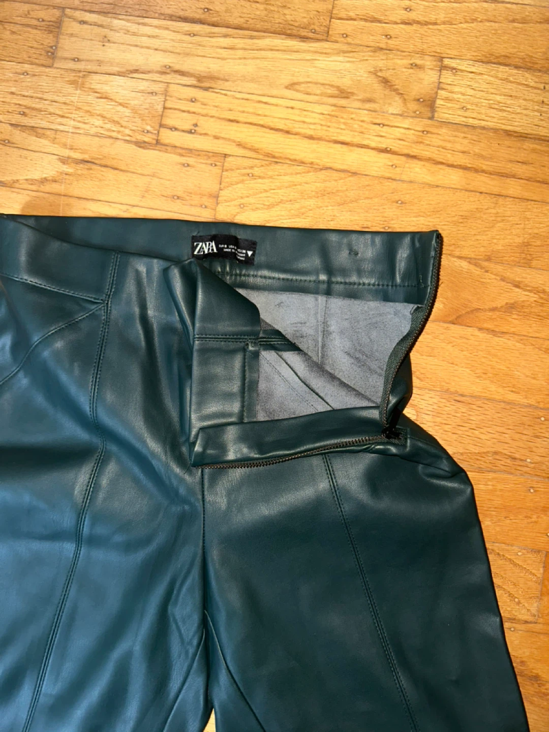 Zara Faux Leather Leggings - Green, Size S - photo 4