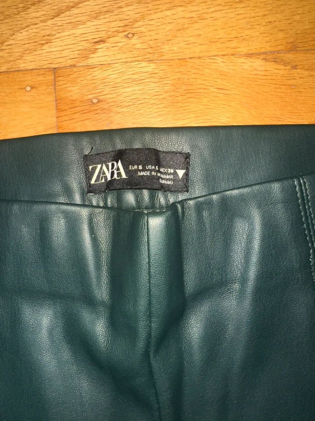 Zara Faux Leather Leggings - Green, Size S - photo 3