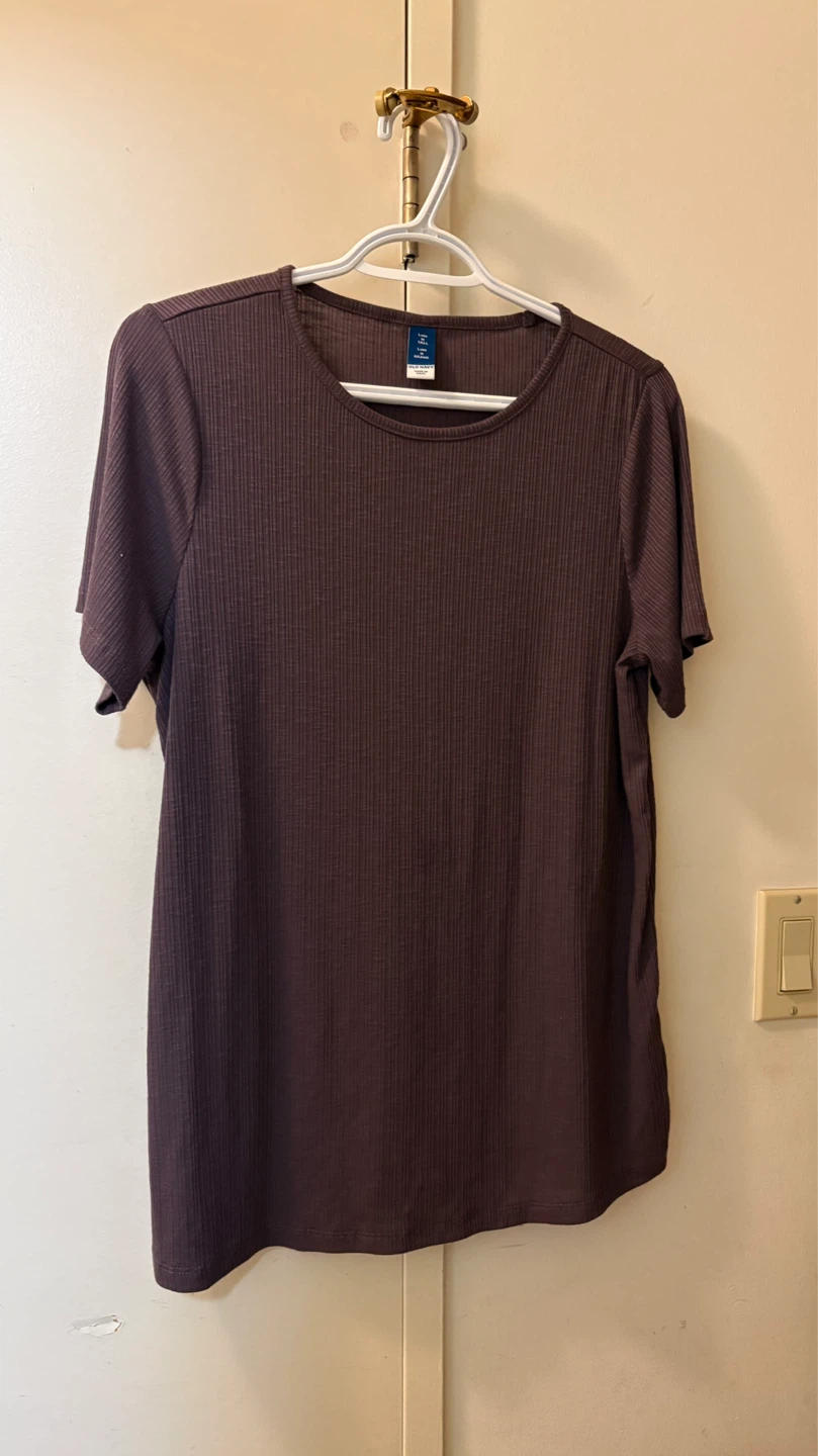 🧡 Old Navy T-Shirt - M Tall