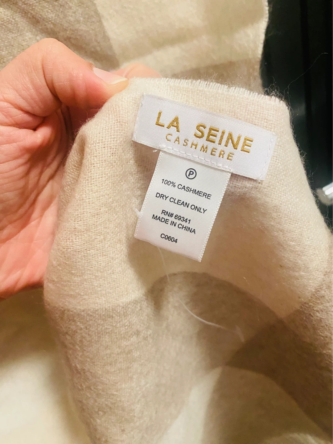 New (unused) La Seine Cashmere Scarf - photo 4