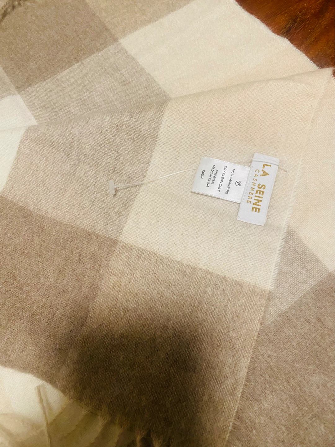 New (unused) La Seine Cashmere Scarf - photo 2