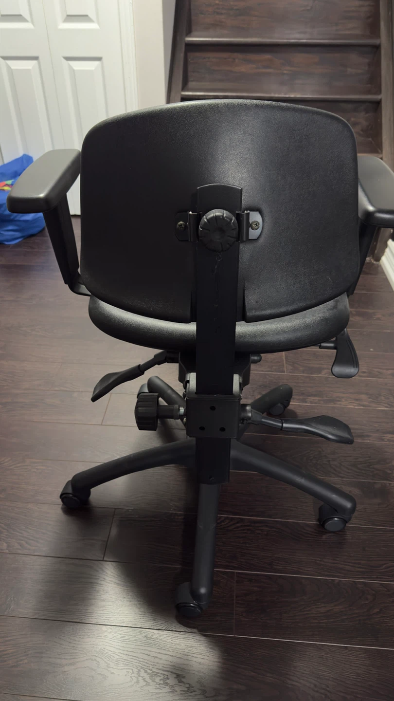 Black Office Chair with Adjustable Arms - photo 3