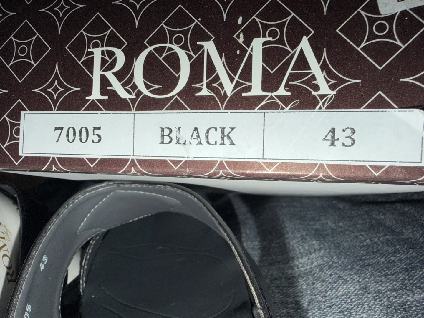 Roma Black Sandals Size 43 - photo 2