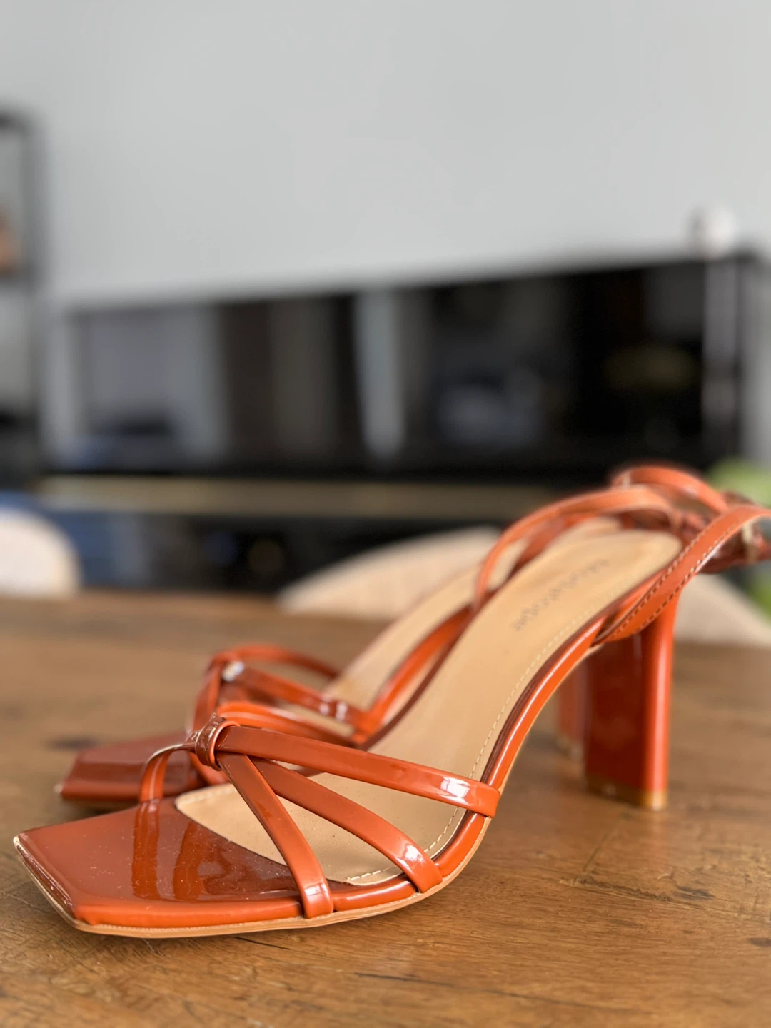 Patent Strappy Heels and Shoulder Bag - photo 3